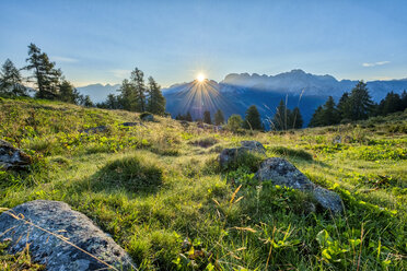 Italy, Trentino, Rendena valley, Brenta mountain range at sunrise - LOMF00651