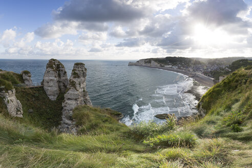 Frankreich, Normandie, Etretat, Steilküste - RPSF00012