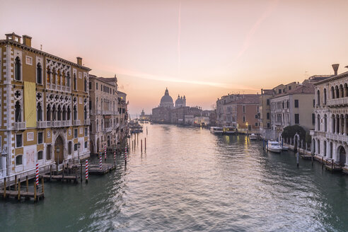 Italy, Venice, cityscape with Grand Canal in twilight - RPSF00032