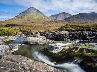 Great Britain, Scotland, Isle of Skye, Waterfall Slingachan - STSF01349