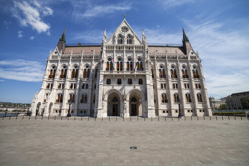 Ungarn, Budapest, Ungarisches Parlamentsgebäude - ABOF00311