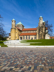 Deutschland, Niedersachsen, Hildesheim, St. Michaelis Kirche - AMF05500