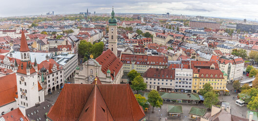 Germany, Bavaria, Munich, View from Old Peter over Viktualienmarkt - MMAF00187