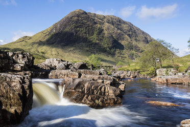 Großbritannien, Schottland, Schottische Highlands, Glen Etive, River Etive, River Etive Falls - FOF09437