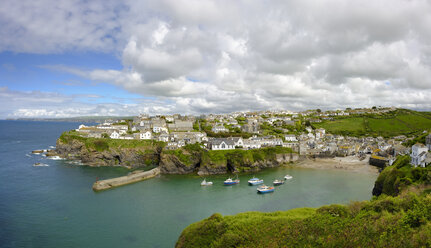 United Kingdom, England, Cornwall, Port Isaac, Fishing village and harbour - SIEF07594