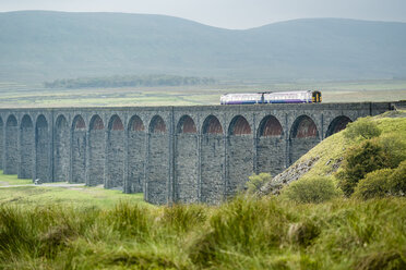 Großbritannien, England, Bezirk Yorkshire Dales, Ribblehead Viaduct, Carlisle - STSF01390