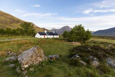 Großbritannien, Schottland, Schottische Highlands, Glencoe, Black Rock Cottage - FOF09496