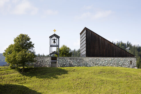 Deutschland, Bayern, Oberbayern, Chiemgau, Reit im Winkl, Winklmoosalm, Bergkirche - WIF03452