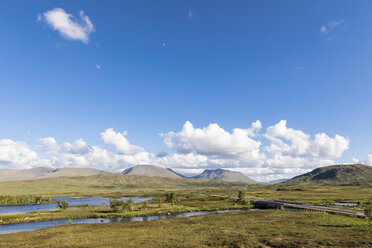 Großbritannien, Schottland, Schottische Highlands, Glencoe, Rannoch Moor, Loch Ba - FOF09511