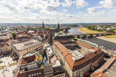 Deutschland, Dresden, Blick über das alte Stadtzentrum - WDF04197