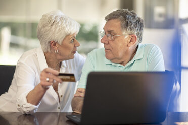 Senior couple shopping online with credit card - ZEF14744