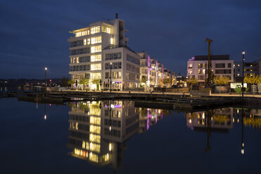 Germany, North Rhine-Westphalia, Dortmund-Hoerde, Phoenix Lake, Residential and office buildings, Specialist Medical Centre, S.E.A. House, blue hour - WIF03461