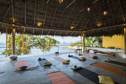Mexico, Puerto Vallarta, Mismaloya, Luxury yoga retreat - ABAF02188