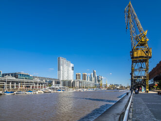 Argentina, Buenos Aires, Puerto Madero, Dock Sud and old harbour crane - AMF05528