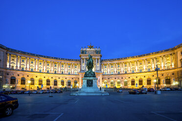 Österreich, Wien, Nationalbibliothek, Blaue Stunde - PUF00927
