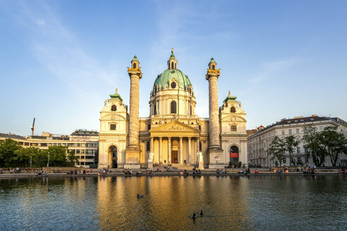 Österreich, Wien, Karlskirche - PUF00932