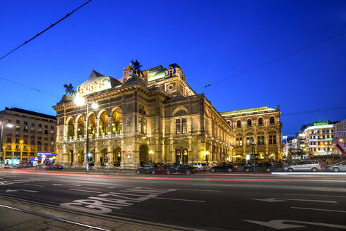 Austria, Vienna, Vienna State Opera, blue hour - PUF00934