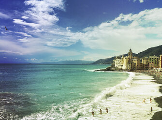 Italien, Ligurien, Camogli Strand, Mittelmeer - GWF05316