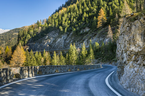 Schweiz, Graubünden, Albulatal, Albulapassstrasse - STSF01442