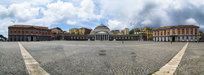 Italien, Kampanien, Neapel, Basilica di San Francesco di Paola, Piazza del Plebiscito - AMF05537