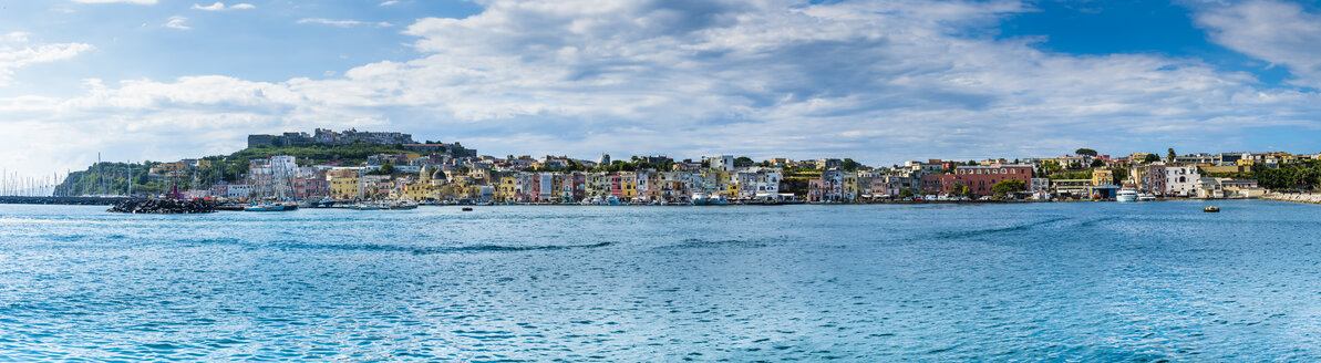 Italien, Kampanien, Insel Procida, Marina die Procida - AMF05544