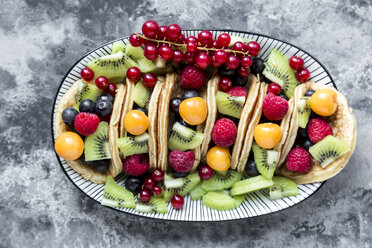 Taco-Pfannkuchen mit Früchten - SARF03429