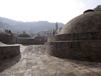 Georgia, Tbilissi, Abanotubani, Sulphur Bath, cupola - JMF00404