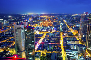 Deutschland, Hessen, Frankfurt, Blick vom Maintower, Stadtansicht, blaue Stunde - PUF00963