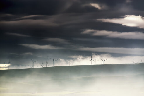 Großbritannien, Schottland, East Lothian, Lammermuir HIlls, Crystal Rig Wind Farm - SMAF00895