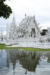 Thailand, Chiang Rai, Wat Rong Khun, buddhistischer Tempel - IGGF00245