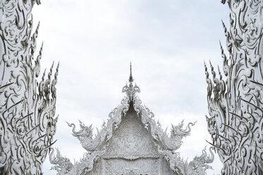 Thailand, Chiang Rai, Wat Rong Khun, buddhistischer Tempel - IGGF00246