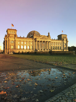Deutschland, Berlin, Reichstag - GWF05334