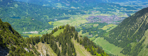 Deutschland, Bayern, Allgäu, Blick vom Riefenkopf nach Oberstdorf, lizenzfreies Stockfoto