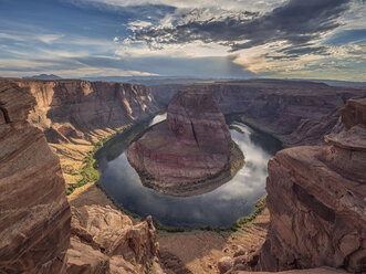 USA, Arizona, Page, Colorado River, Glen Canyon National Recreation Area, Horseshoe Bend - TOVF00104