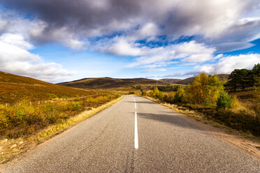 Great Britain, Scotland, Highlands, road - SMAF00905