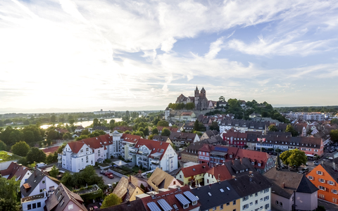 Germany, Baden-Wuerttemberg, Breisach, Old town, View to Breisach Minster stock photo