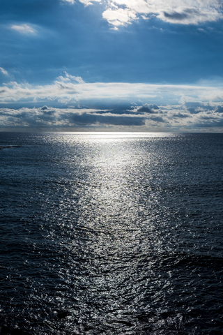 Spanien, Teneriffa, Blick auf Atlantik und Wolken, lizenzfreies Stockfoto
