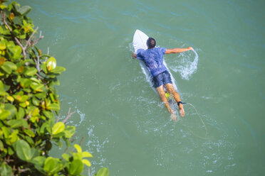 Indonesien, Bali, Surfer - KNTF00938