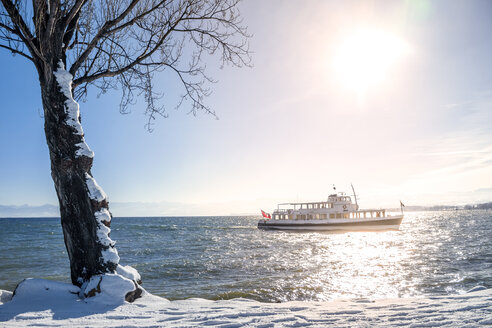 Switzerland, Thurgau, Lake Constance, ferry in winter - PUF01039