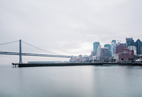 USA, Kalifornien, San Francisco, Oakland Bay Bridge - WVF00868