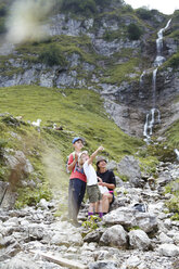 Österreich, Südtirol, Familienwandern - FKF02883