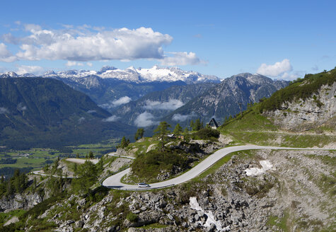 Austria, Styria, Salzkammergut, Ausseerland, View from Loser scenic road to Dachstein - WWF04027