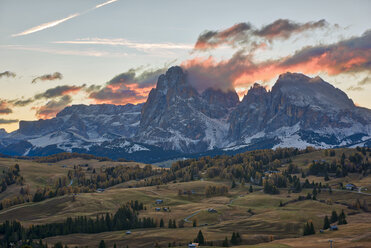 Italy, South Tyrol, Seiser Alm, Langkofel and Plattkofel at sunrise - LOMF00675