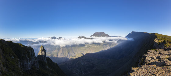 La Réunion, Nationalpark La Réunion, Aussichtspunkt Maido, Blick vom Vulkan Maido zum Cirque de Mafate - FOF09580