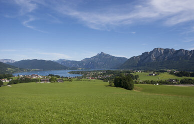 Österreich, Oberösterreich, Salzkammergut, Mondseeland, Mondsee, Schafberg und Drachenwand - WWF04075