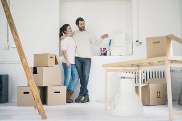 Couple moving into new home making plans - MOEF00678