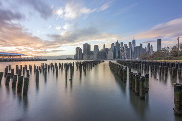 USA, New York City, Manhattan, Brooklyn, Stadtbild - RPSF00115