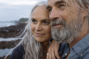 Portrait of a handsome senior couple at the sea - SBOF01047