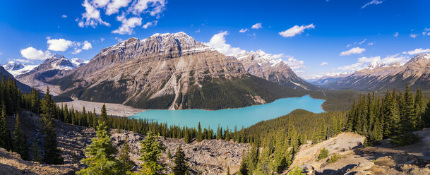 Canada, Alberta, Banff National Park, Peyto Lake - SMAF00917