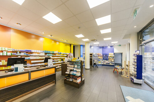 Interior of a pharmacy - MFF04275